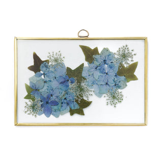 Cuadro con hortensias, encaje y hiedra