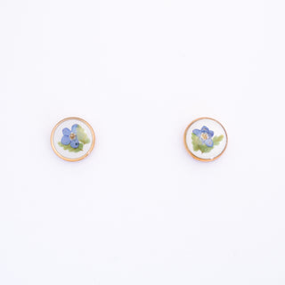 Aretes de botón con no me olvides