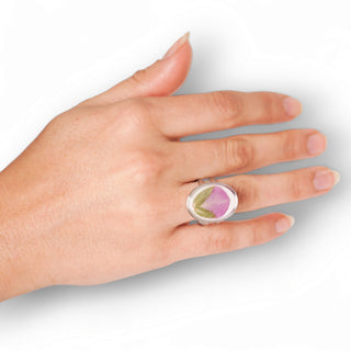 Ring with rose petal and parvifolia 