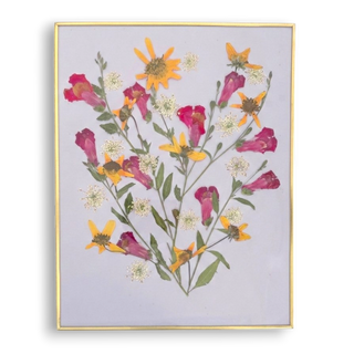 Cuadro con perritos, margaritas silvestres y encaje