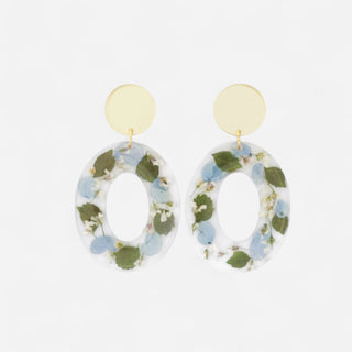 Aretes compuestos hortensias, panalillo y hoja silevtres