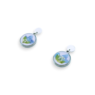 Earrings made with roses