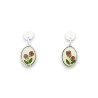 Earrings made with roses