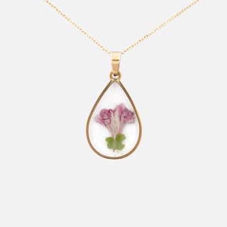 Dije con scabiosa
